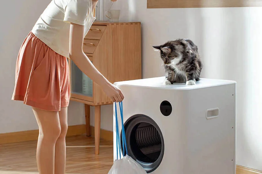 automatic litter box for large cats